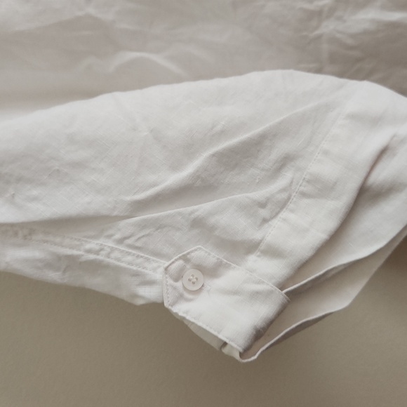 100% Linen Cross Front Top - Picture 2 of 4